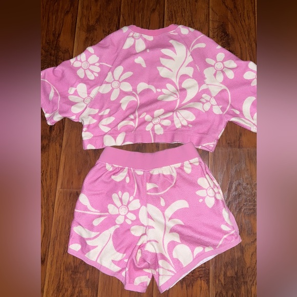 Out from under pink set from Urban Outfitters💕 - Picture 2 of 2